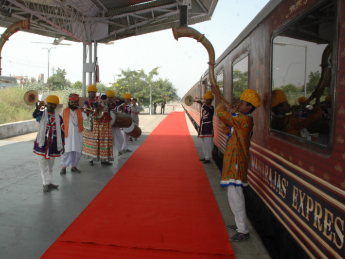 Maharaja's Express, Grands Trains du Monde